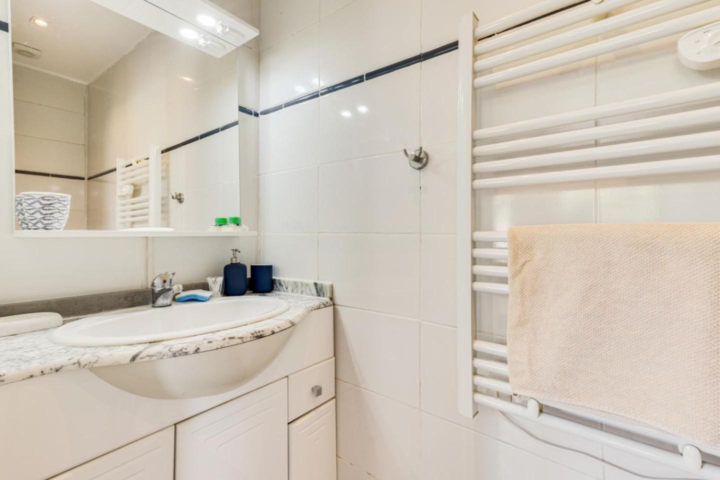 Apartment Calme Proche Paris Avec Terrasse Privative Et Jacuzzi En Option