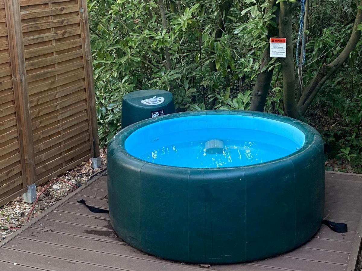 Calme Proche Paris Avec Terrasse Privative Et Jacuzzi En Option